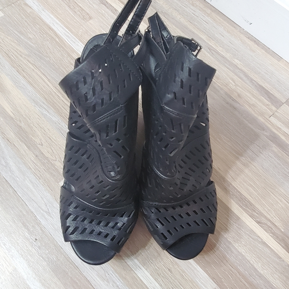 Wedges - Picture 2 of 3